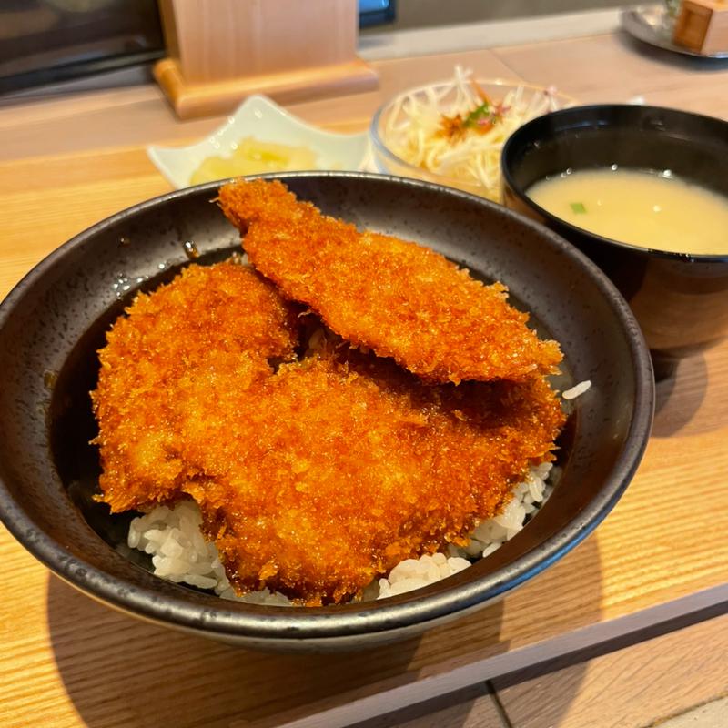 タレカツ丼（ランチセット）(新潟カツ丼 タレカツ 神田今川橋店)