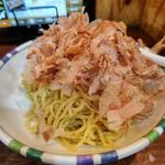 ふわふわ花鰹とトロロのふぁトロ魚介つけ麺(七志 港南台バーズ店)