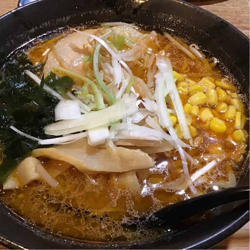 赤味噌ラーメン(らーめん 萬太郎)