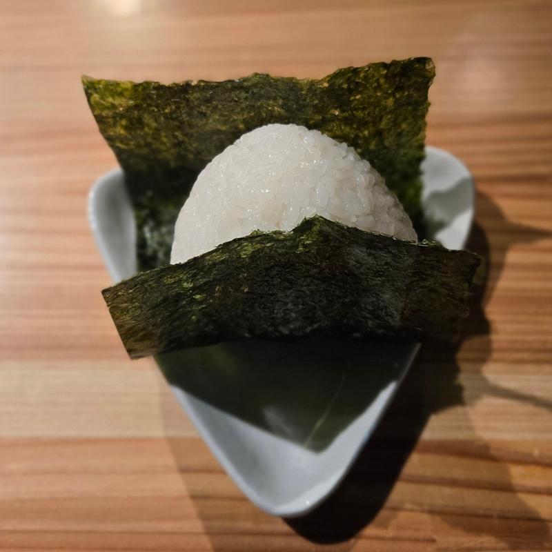 愛情 塩おむすび(食堂 =+)