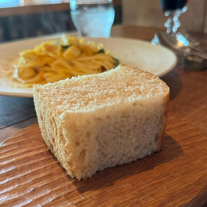 フォカッチャ(POSTO)