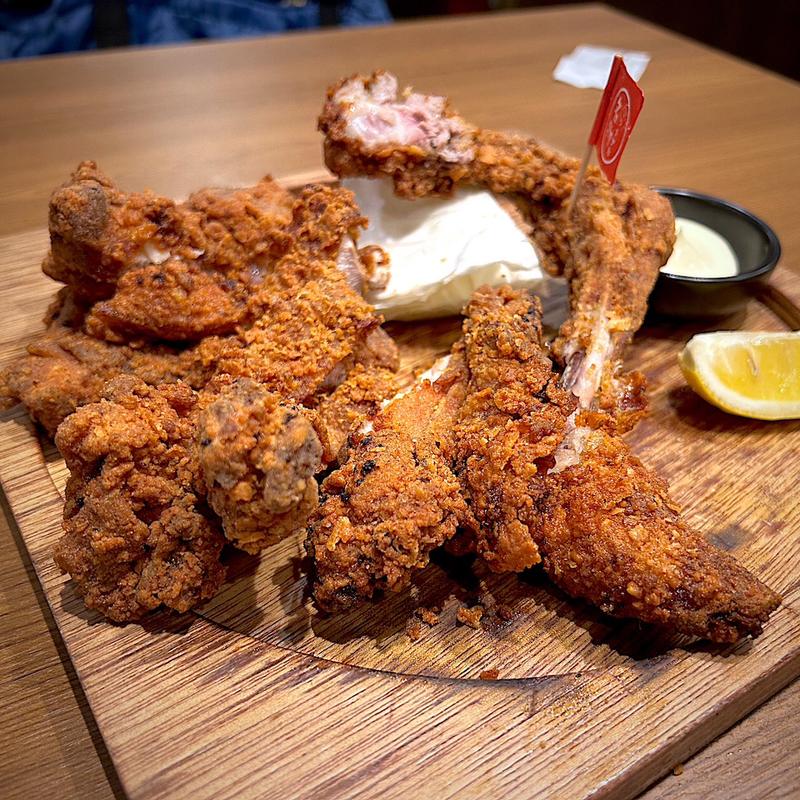 清流若どり 骨付モモ一本グローブ揚げ(ミライザカ 仙台駅西口プレイビル店)