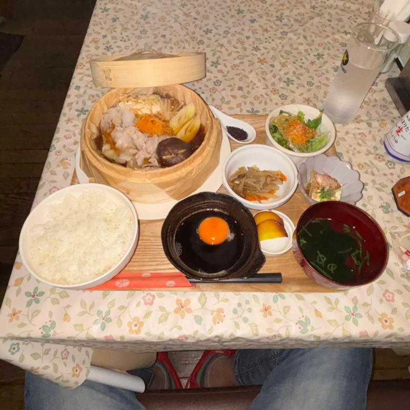 日替わりランチ(せいろすき焼き定食)(酒場そらまめ)