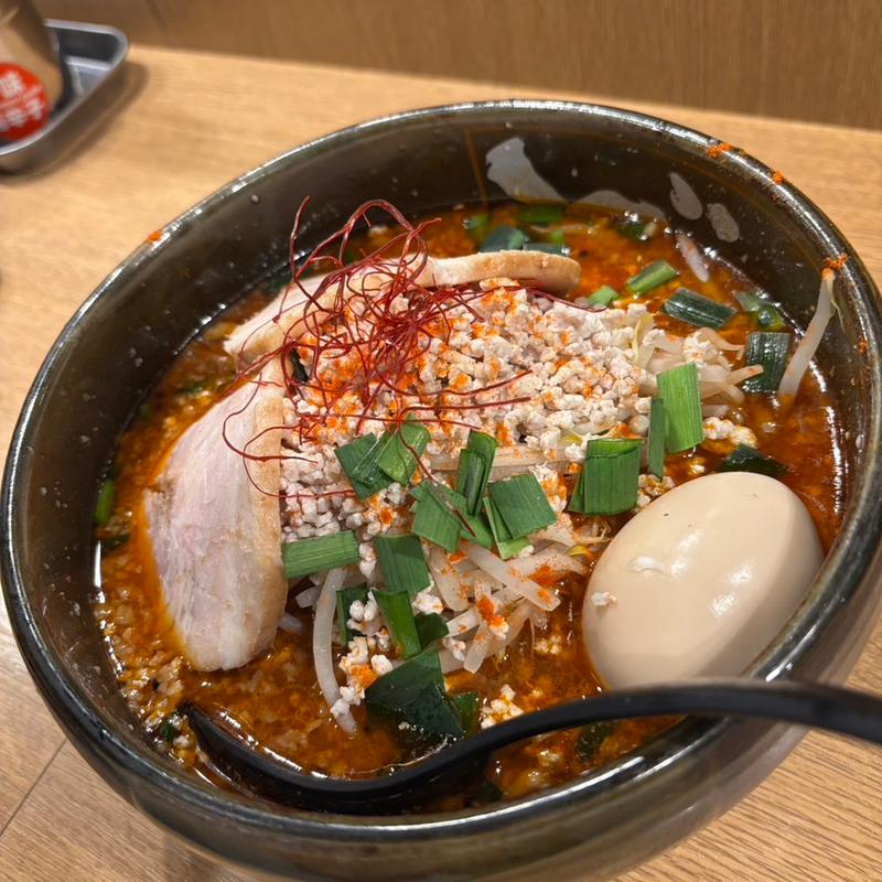 特製みそオロチョンらーめん(東京スタイルみそらーめん ど・みそ キッテ グランシェ店)