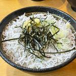 釜揚げしらす丼