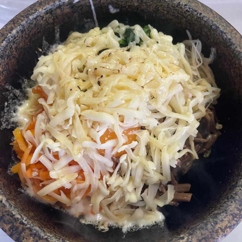 石焼ビビンバチーズ(鳥八 )