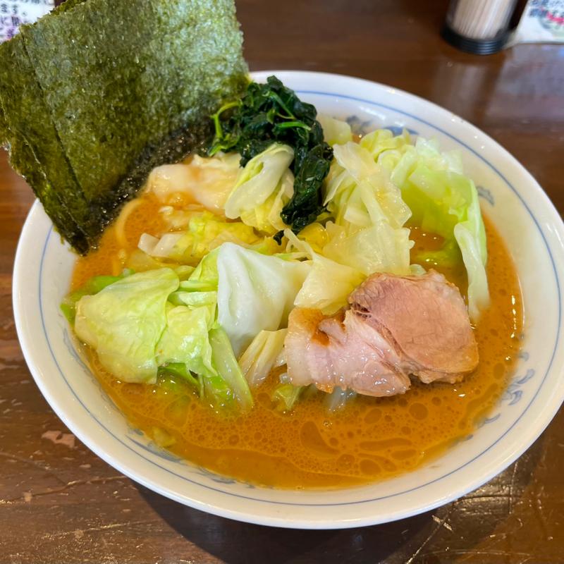 キャベツラーメン(横浜家系ラーメン 中島家)