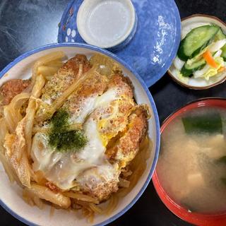 煮込みかつ丼