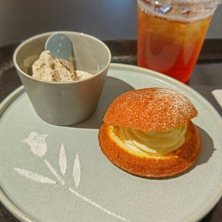 かまくらカスタープレートとお飲み物