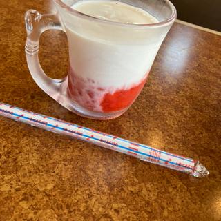 イチゴミルクS(びっくりドンキー 豊橋藤沢店)