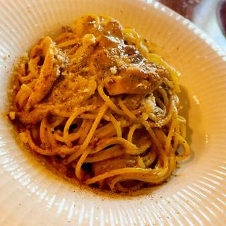 濃厚道内産地鶏レバーのクリームソースパスタ