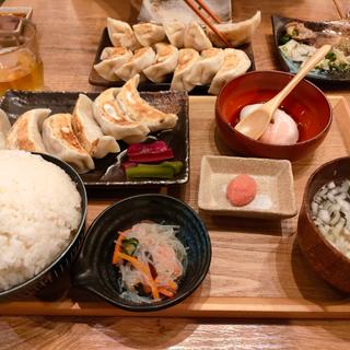 餃子定食