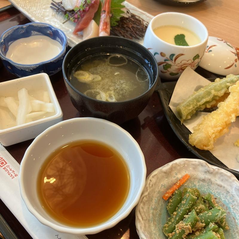 北海刺身天ぷら膳(北海道生まれ和食処とんでん 北鎌倉店)