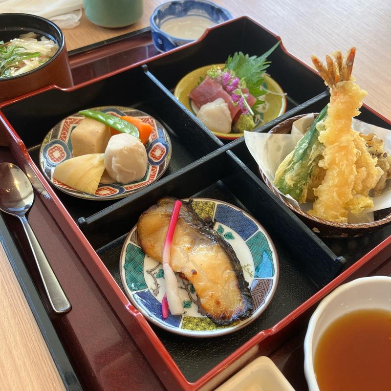 北海松花堂和膳(北海道生まれ和食処とんでん 北鎌倉店)
