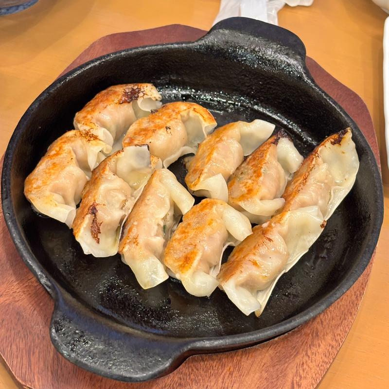 鉄鍋ギョウザ(名代 もつ鍋 お多福 博多グリーンホテルアネックス内店)