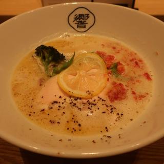 泡系濃厚鶏白湯そば 響(ＴＨＥ ＮＯＯＤＬＥ ＦＡＣＴＯＲＹ 麺ノ響)