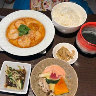 エビのせもっちり蒸し豆腐