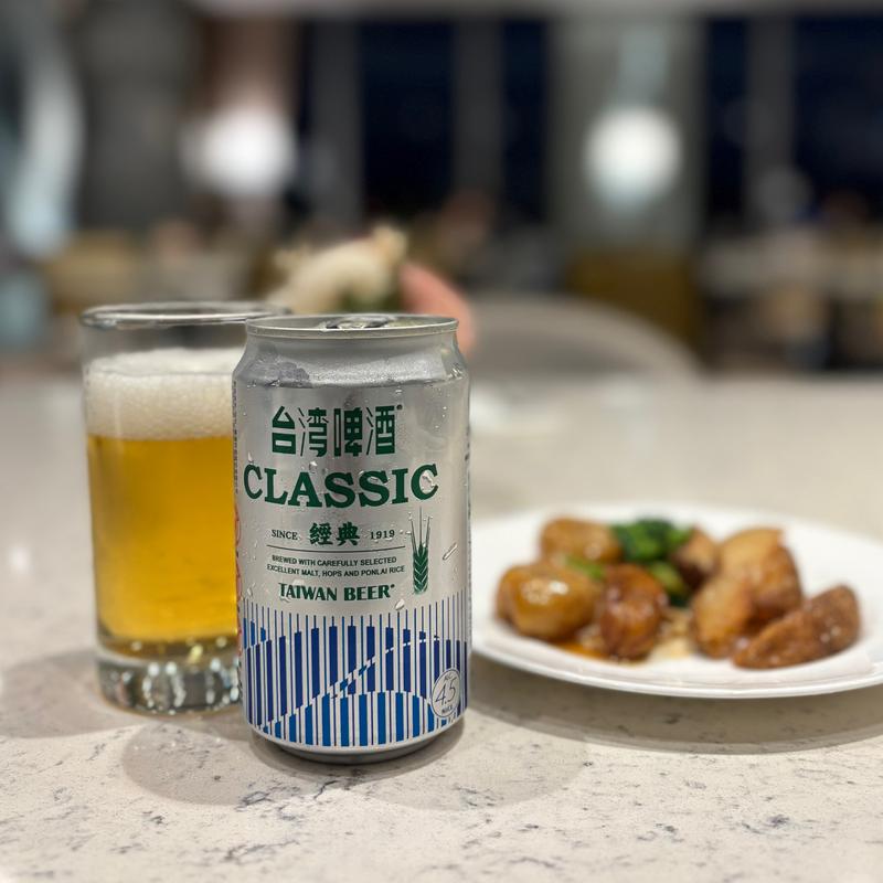 台湾啤酒(THE LOUNGE 大庁酒吧台北六福万怡酒店)