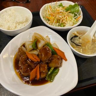 酢豚定食