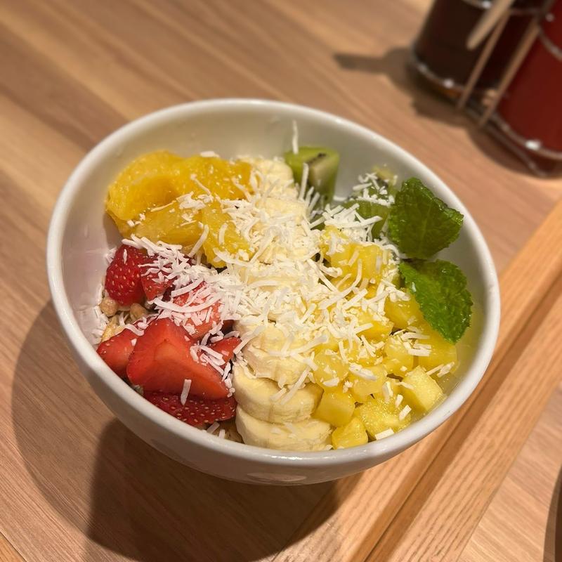 アサイーボウル(Eggs 'n Things 原宿店)