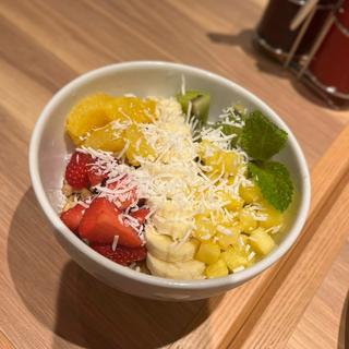 アサイーボウル(Eggs 'n Things 原宿店)