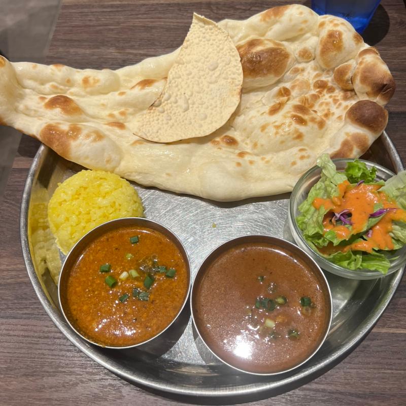 ダブルカレーセット（なすキーマ+マトンビンダル）(インド料理ムンバイダイニングアトレ恵比寿店＋The India Tea House)