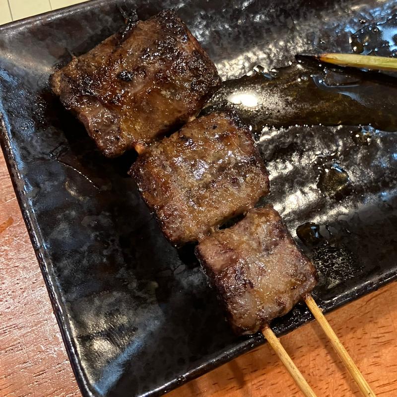 チレ（串焼き）(もつ焼き 次郎)