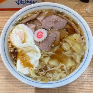 ワンタンチャーシューメン 半熟玉子(ら～めん髙尾（らーめん高尾）)