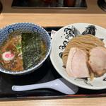 濃厚つけ麺(松戸富田麺業 千葉駅構内)