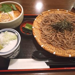 かつ丼定食
