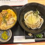丼ぶり定食(心粋うどん いろは OAP店 )