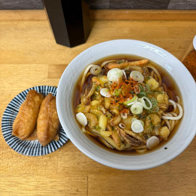 天ぷらうどん　いなり2ケ(戸隠 （トガクシ）)