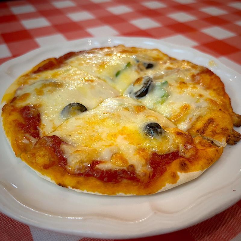 チーズたっぷりおすすめピッツァ(チロル 仙台店 )