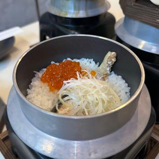 鶏出汁鮭の親子釜飯