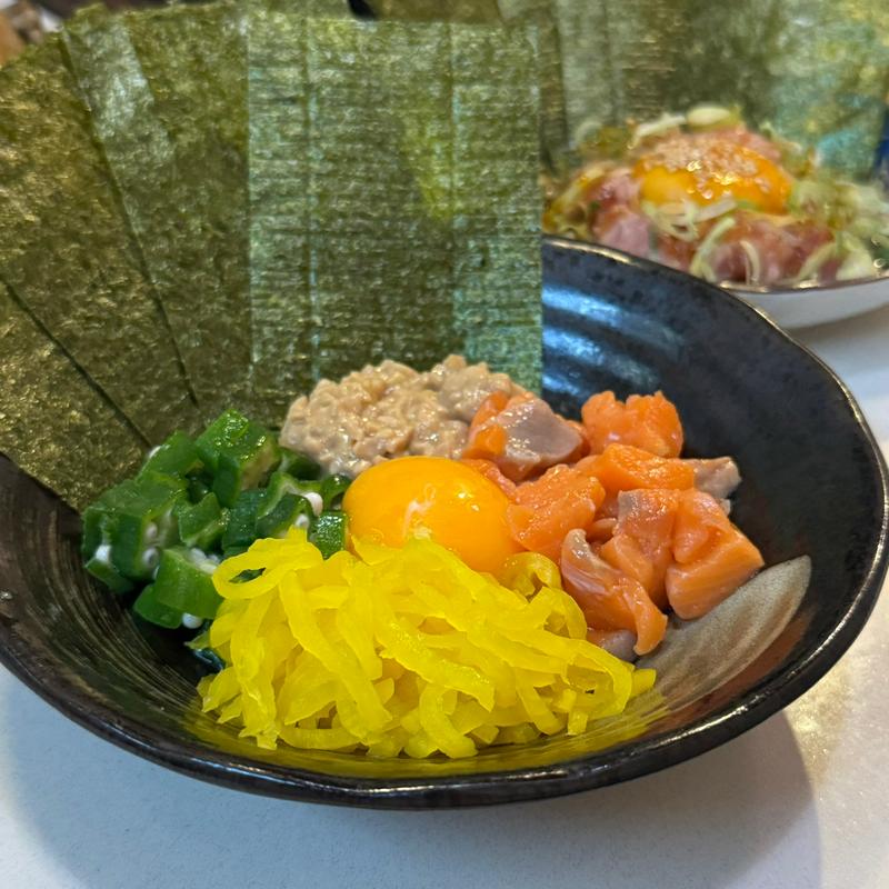 サーモンばくだん(手羽ヤロウ 栄錦本店)