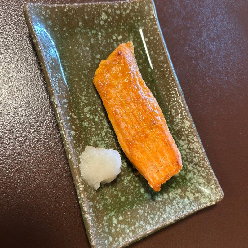 銀さけ焼(うおやす )