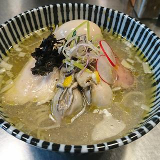 鰹とカキの白醤油そば(Bonito Soup Noodle RAIK ボニートスープヌードルライク)