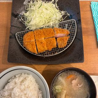 ランチ ロースかつ定食(とんかつ啓三)