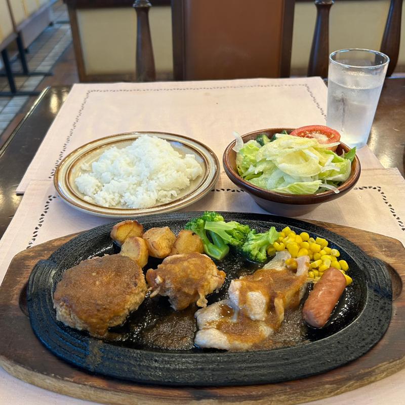 ミックスグリルランチ(ロータリー )