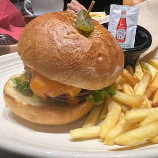 ハニーマスタードチキンバーガー(ウルフギャング・パックExpress 大手町ビル店)