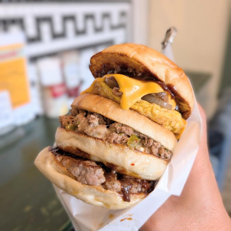 三重バーガー(デリデリ)