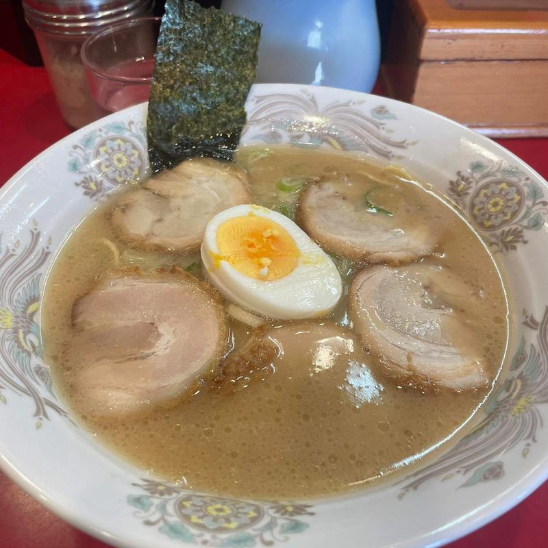 チャーシュー麺(萬龍)