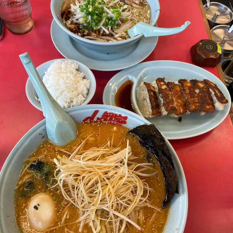 特製味噌ラーメン 焦がし醤油ラーメン(ラーメン山岡家 厚木店)