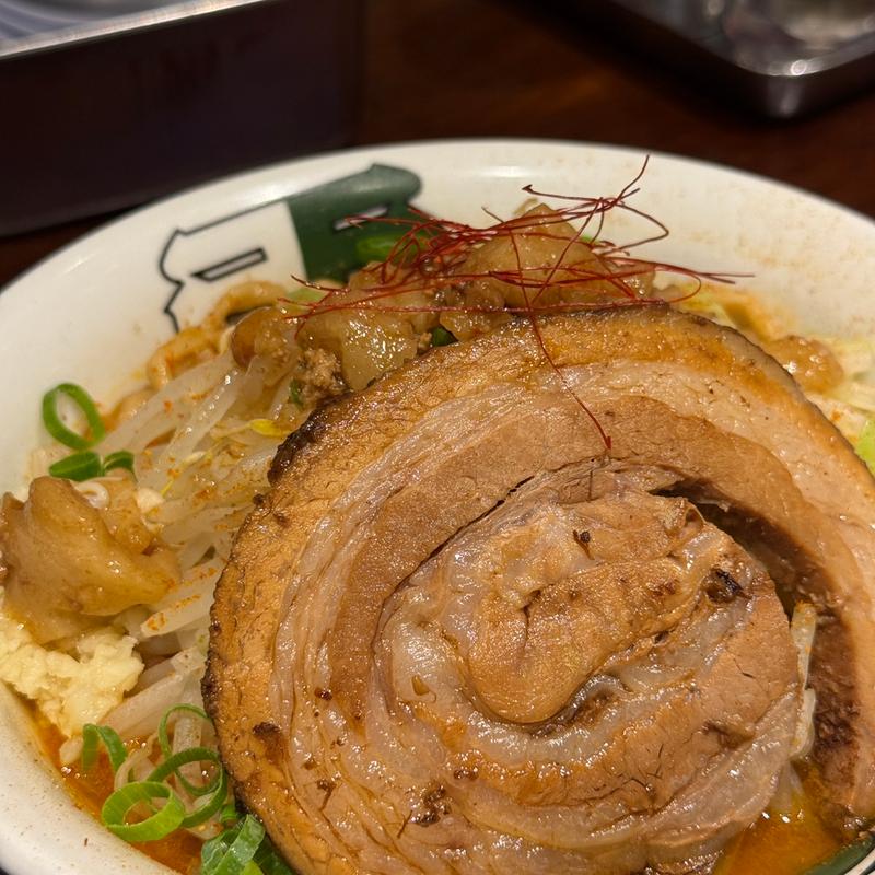 雷シビカラ味噌中盛バラ肉(ラーメン雷東京本丸店)