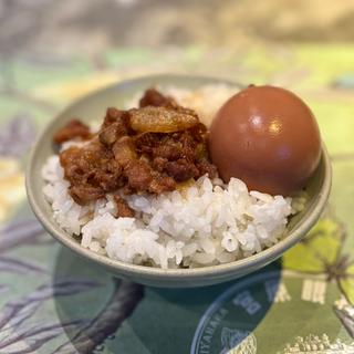 滷肉飯