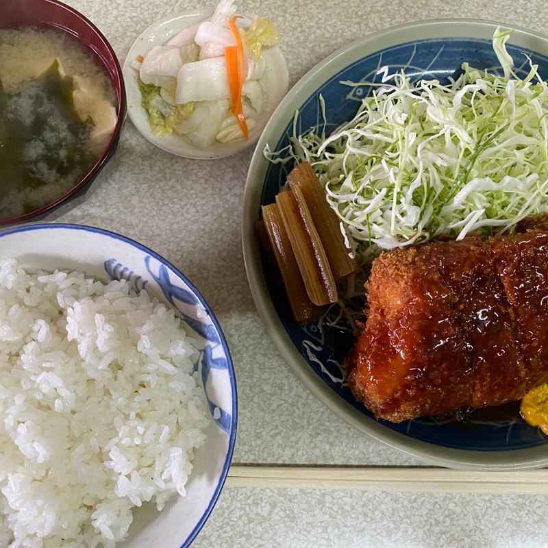 とんかつ定食（上）(小六)