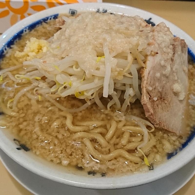 ラーメン並(らーめん大・中野店)