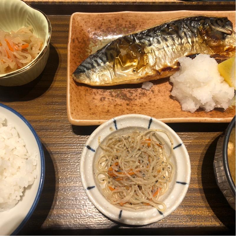 さばの塩焼き定食(恵比寿 土鍋炊ごはん なかよし グランツリー武蔵小杉店)