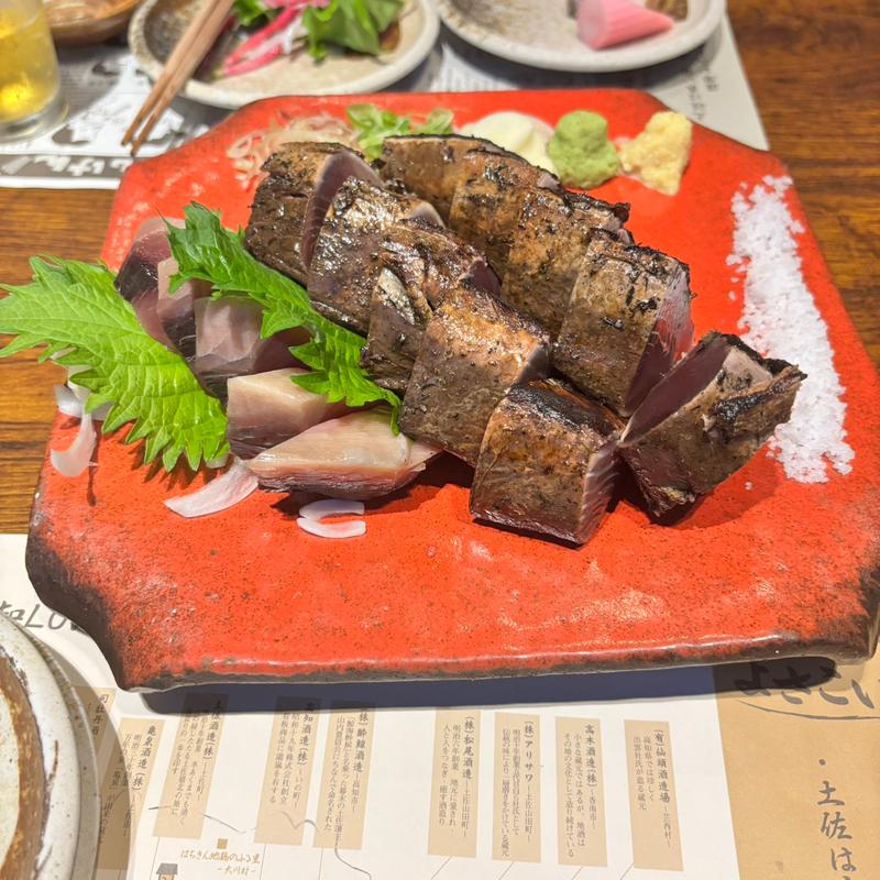 鰹のわらやき塩たたき(わらやき屋 新宿)