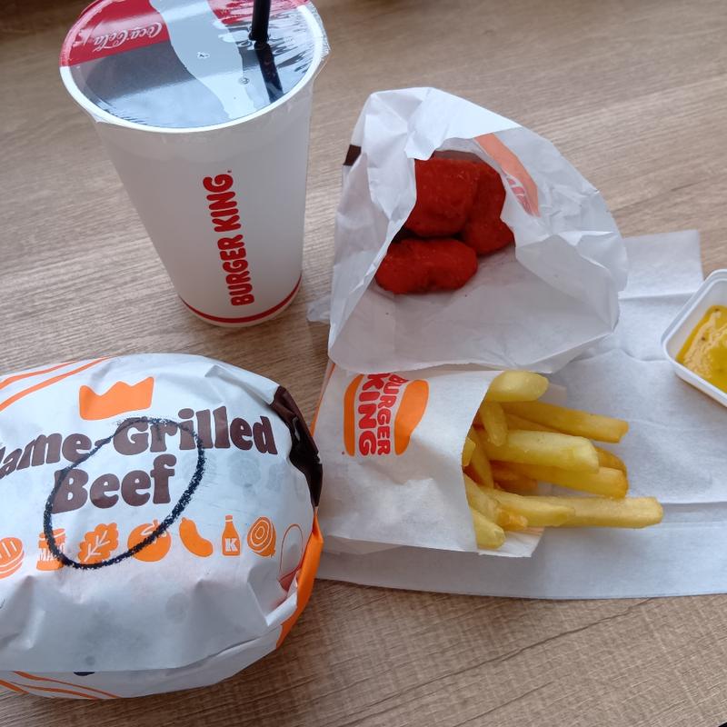 デラマキシセット＆ナゲット(バーガーキング イオンタウン守谷店)